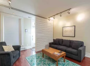 Invitant Downtown Frankfort Guest Suite - Image 4