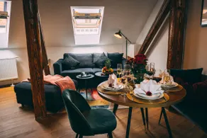 Luxury Oasis, Sauna, AC and Free Parking - Image 4