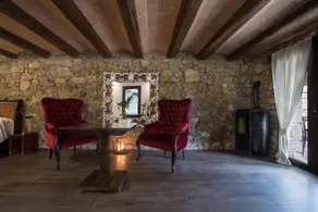 Stylish loft in Montserrat - Image 3