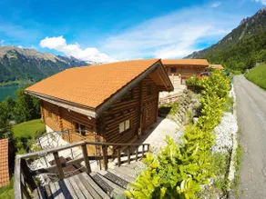 Log home Iseltwald near Interlaken with panoramic view - Image 2