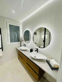 RetiroParklux Apartments - Image 5