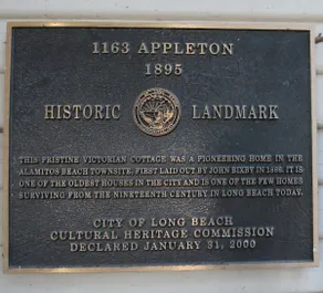 Historical Landmark Queen-Ann Bungalow - Image 2