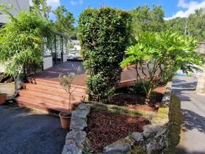 Beautiful duplex with stunning marina views - Image 4