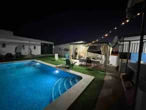 A nice townhouse with a pool - Image 2