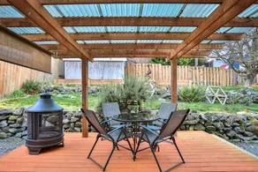 Cute and Cozy 1 Story Home - Image 3