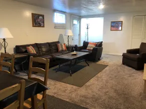 5 miles to Big Cottonwood Canyon! Basement apt. - Image 4