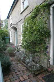 IVY COTTAGE - Image 3