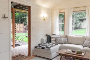 Beautiful Rolling Bay Cabin on Bainbridge Island. - Image 4