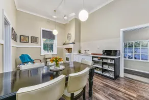 The Jazz (Entire House. All 4 Bedrooms) - Image 5