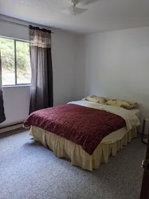 Retro style spacious 1 bedroom steps from beach - Image 4