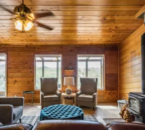 Oceanfront Cozy Cabin with Private Backyard Beach - Image 4