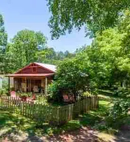 Charming Wine Country Mountain Cabin - Image 4