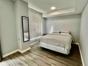 Lovely studio apartment with easy access to city - Image 2