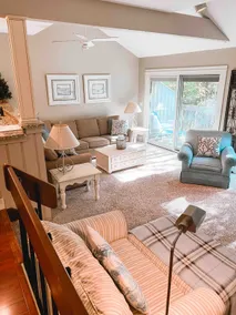 Close to beach, ski hills, hiking, shopping & more - Image 5