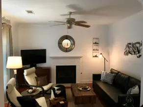 Excellent Location! 105 Windstone! - Image 2