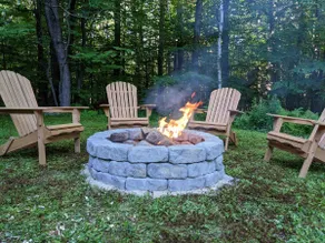 Leonard’s Log - Private Hot Tub, Fire Pit, A/C - Image 3