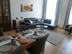 Elegant apartment with Buda Castle view - Image 4