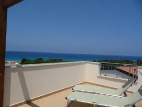Maison de ville avec vue imprenable, à seulement 5 minutes à pied de la plage - Image 4