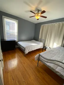Southwest Garden Upstairs Unit 2W - Image 4