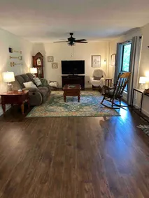 Hardy Spring River House - Image 3