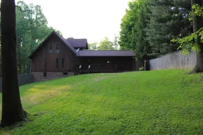 Sugar Creek Chalet - Image 4