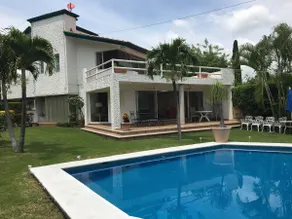 Beautiful house, heated pool, super-equipped - Image 3