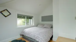 Modern apt steps to beach, trails & downtown HMB - Image 3
