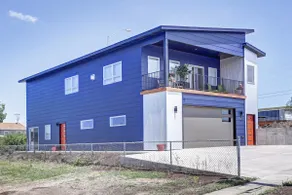 Modern King Suite  Full Kitchen + Washer/Dryer Near Civic Center & Rushmore Mall - Image 4