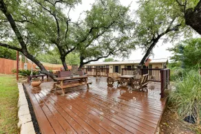 Hill country duplex minutes from Lake Travis - Image 2