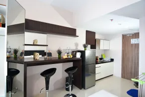 K&K RESIDENCE.... COZY, HOMEY, STRATEGIC - Image 3