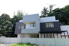 Brand new Luxurious 2 Bedroom Villa. Green Energy - Image 2