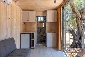 NEW* Dream Box Cottage - 50 m From BEACH +Parking - Image 3