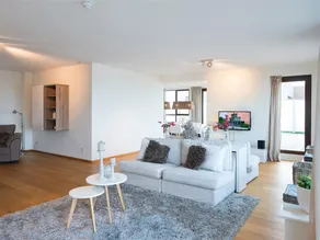 BizStay Harbour 32C Penthouse - Image 3