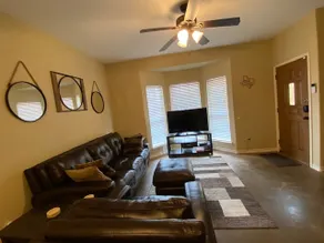 Cozy Coastal Condo - Image 2