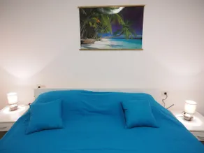 5 min walk from City Center with Terrace - Image 2
