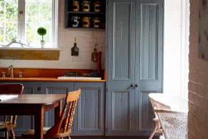 Newly renovated cottage in the heart of Evandale. - Image 5
