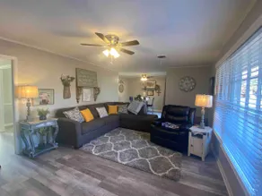 Lewis House - Image 4