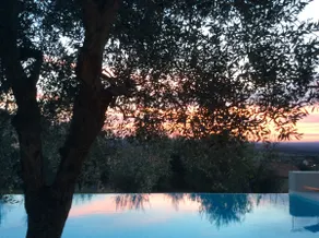 Breathtaking view. Indipendent portion of a villa - Image 2