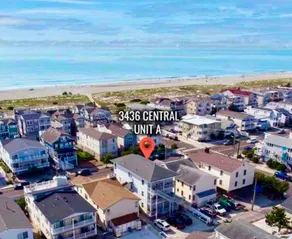 Beach Block Sea Escape~Free Street Parking~Linens - Image 2