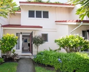 Paradise awaits in this gorgeous townhome with air - Image 4
