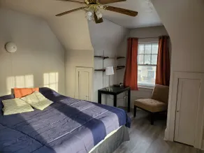 First Avenue Suite - Image 2