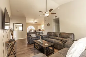 Peoria Home with 2 Car Garage! High Speed Internet - Image 2