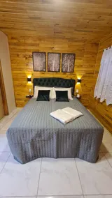 Backyard Cottage 2 - Image 2