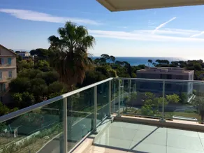 Sea view and pool in Cap d'Antibes - Image 5