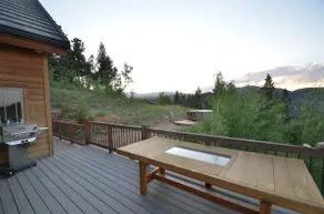 Boulder Canyon Chalet - Gateway to the Rockies - Image 2