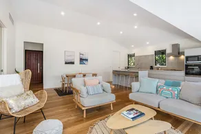 48A Shirley Lane - Pacifica - Image 2