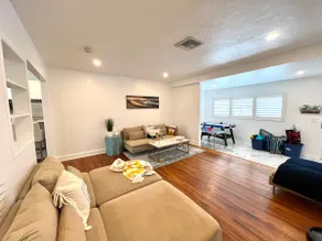 3/2 House:Beach across st, Port 8 mi, Ron Jon 4 mi - Image 5