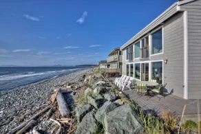 Beachfront Hot Tub, Sunsets & Wildlife - Image 2