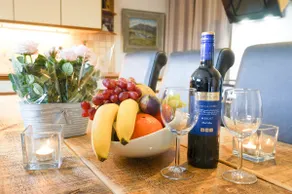 Historic 'Colthrop Manor' House | Sleeps 17 - Image 3