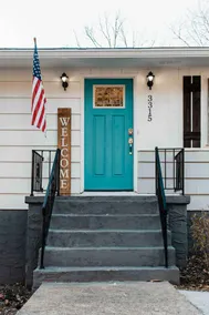 Lively 5 bd 2 1/2 bth pet friendly home minutes from downtown. GAME ROOM 🎱 - Image 2
